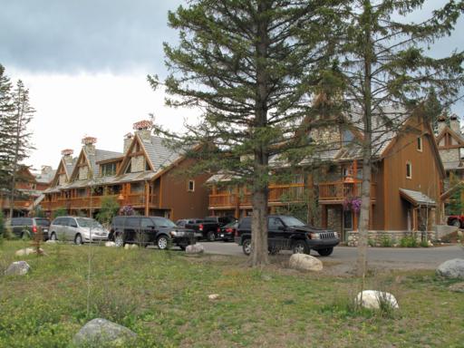 View of Hidden Ridge Resort from the outside