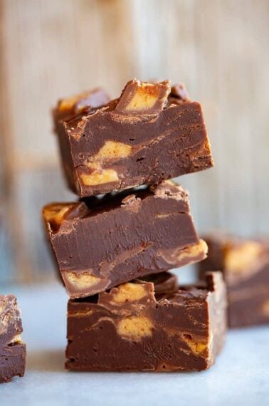 close up stack of Easy Peanut Butter Fudge