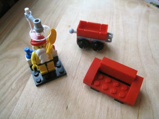 yellow Santa and red couch lego