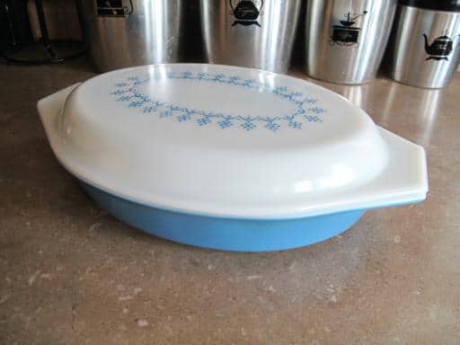 blue casserole dish with cover
