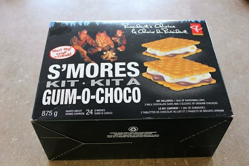 a box of S'Mores kit guim o choco