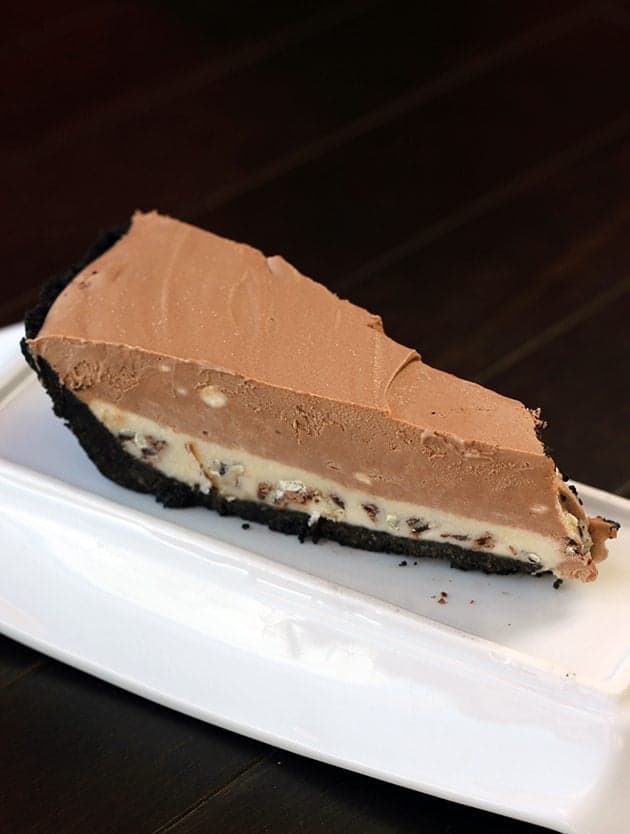 Frozen Mousse Mint Pie with chocolate cookie crust