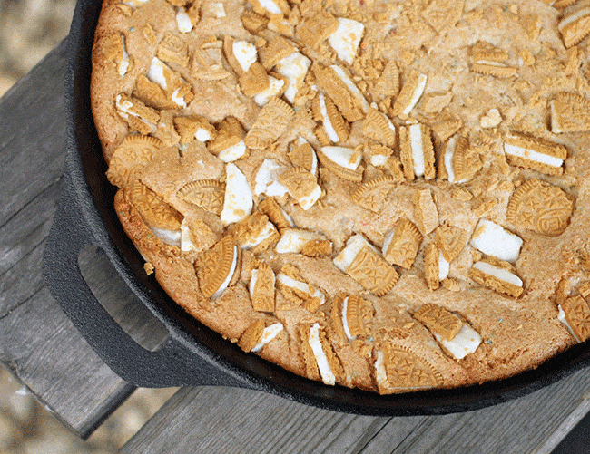 Baked Golden Oreo Butterscotch Mix in the Skillet