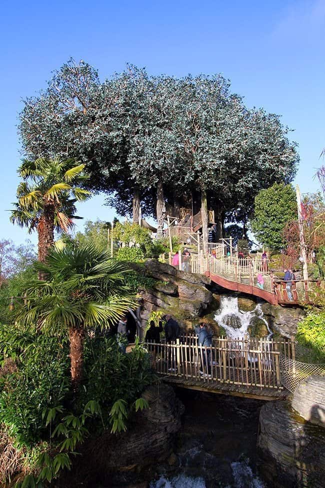 the Swiss Family Robinson's treehouse at Disneyland Paris
