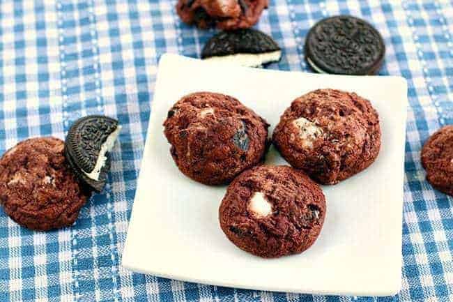 Oreo Chocolate Pudding Cookies in White plate on Blue Tablecloth