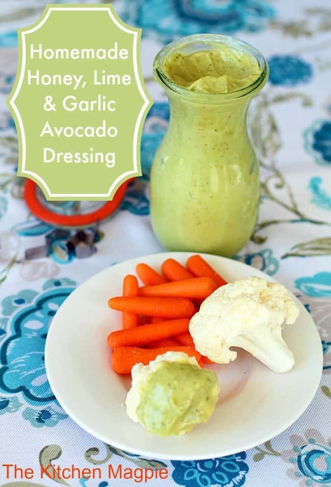 Healthy, delicious and amazing homemade dressing with honey, lime, avocado and garlic! #avocado #dressing #vegetables #salad
