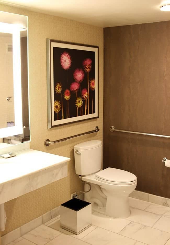 bathroom in the room with nice decor