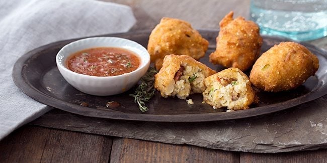 ANCESTRAL FLAVORS - Hominy Fritters with its dipping sauce