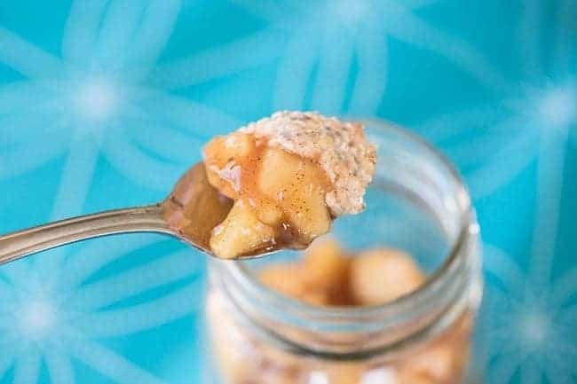 Spoon with Apple Pie Overnight Refrigerator Oatmeal from a Jar