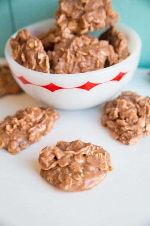 No-Bake Chocolate Peanut Butter Oatmeal Cookies - The Kitchen Magpie