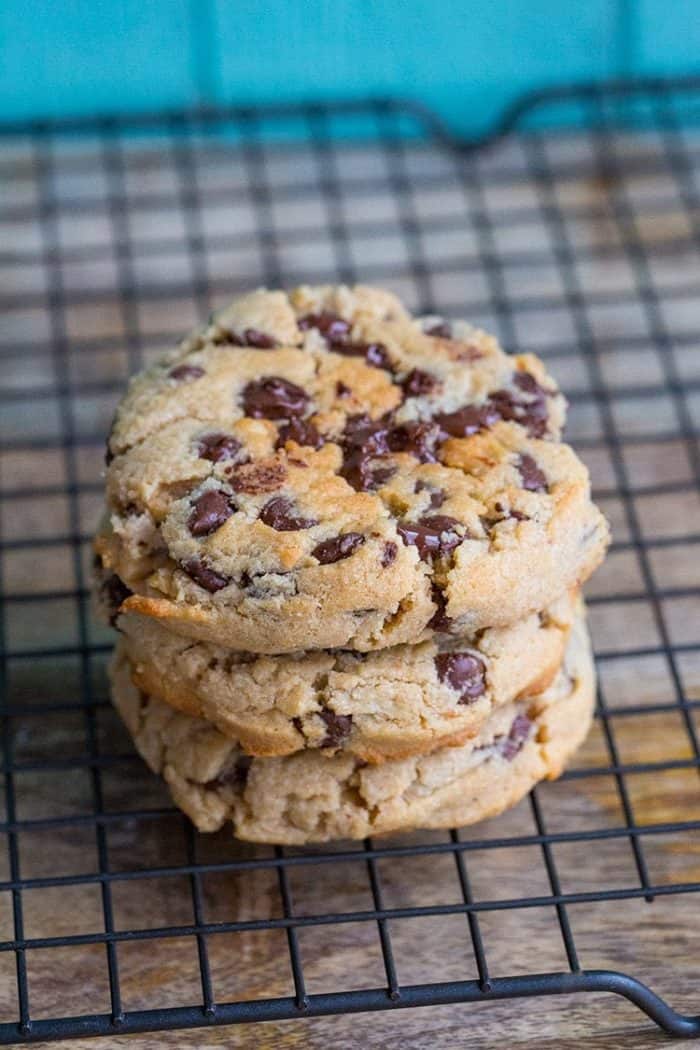 peanut butter chocolate chip cookies in cooling rack