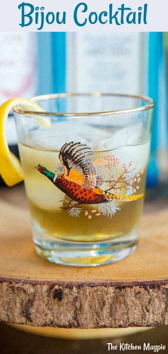 The Bijou Cocktail is a classic drink from the 1890's that combines the wonderful flavours of dry Gin, Green Chartreuse, sweet Vermouth and orange bitters. #cocktail #chartreuse #french #gin