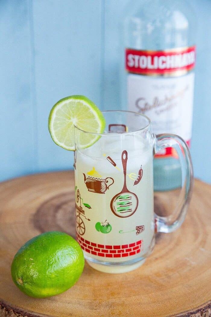 Classic Moscow Mule Recipe (step-by-step Video!)