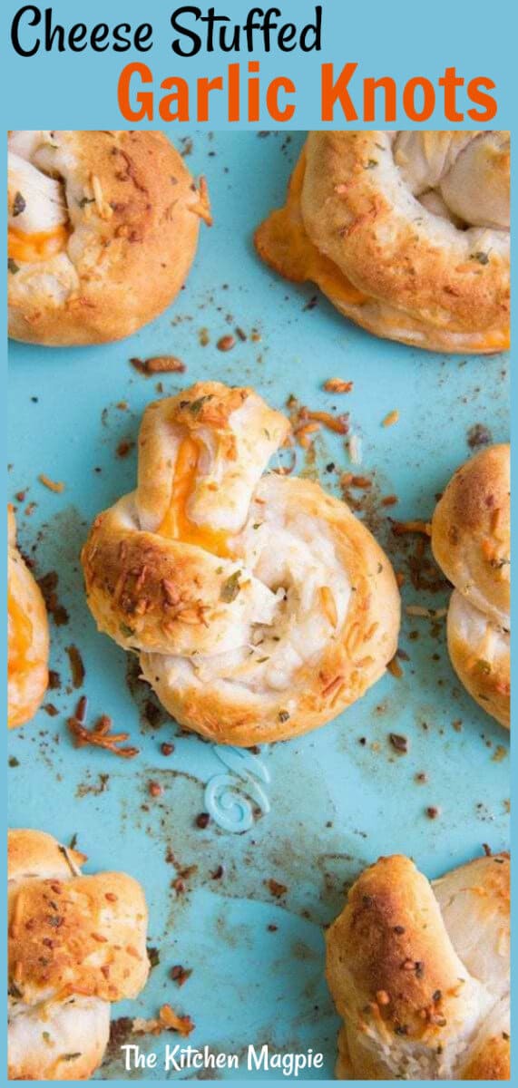 How to make easy cheese stuffed garlic knots! These are the perfect party food! #cheese #garlic 