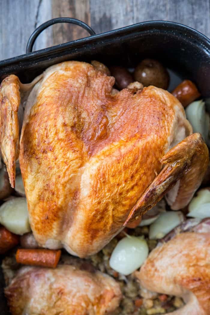 Deconstructed Turkey and Stuffing with Vegetables in ONE Roaster! This recipe is going to totally change how you roast your holiday turkeys, no word of a lie! Recipe from @kitchenmagpie #Christmas #turkey #recipe #holidays #dinner #supper #stuffing #dressing 