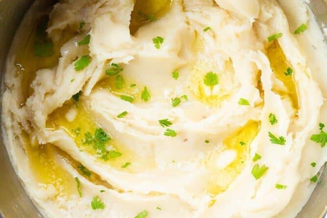 close up of Instant Pot Mashed Potatoes with parsley