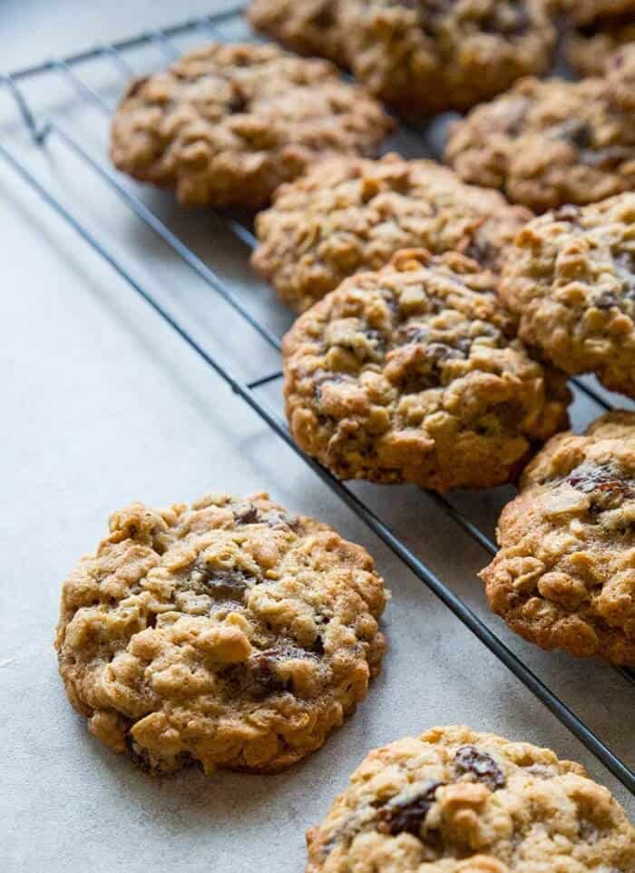 Close up of Quaker Vanishing Oatmeal Raisin Cookies in Black Cooling Rack