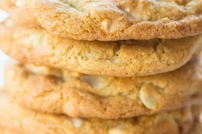 close up stack of Macadamia Nut Cookies