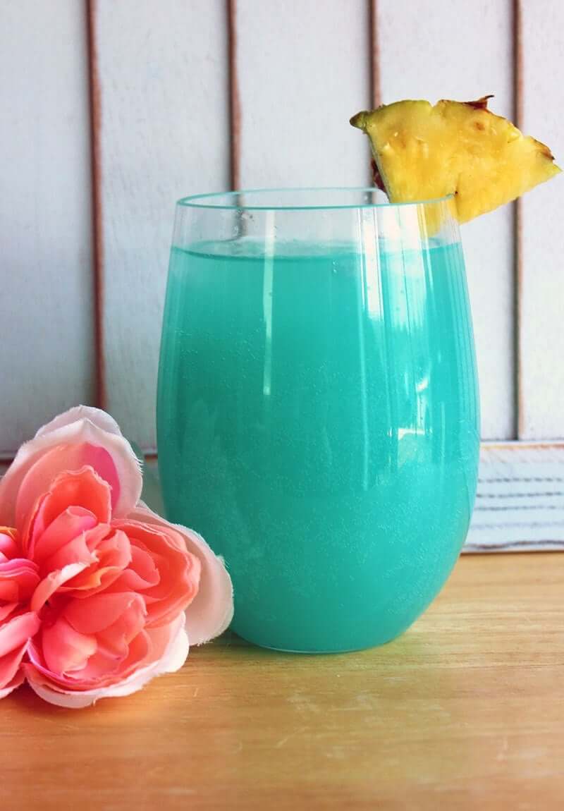 bluehawaiiancocktail1