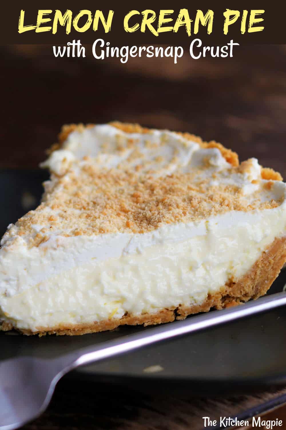 Lemon Cream Pie With Spice Cookie Crust is the perfect combination! Creamy lemony filling is paired with a snappy, spicy cookie crust! #lemon #pie 