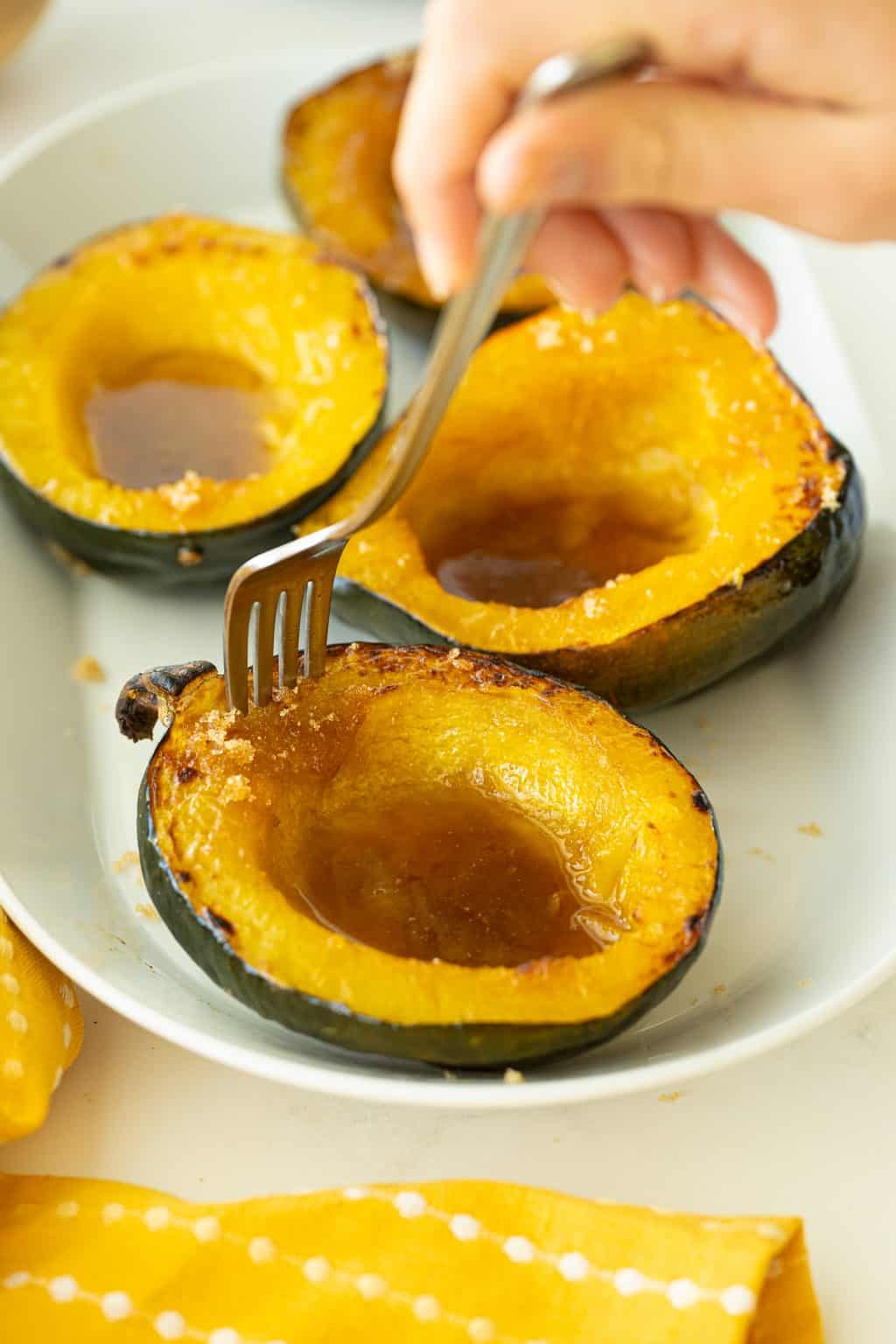 How To Cook Acorn Squash - The Kitchen Magpie