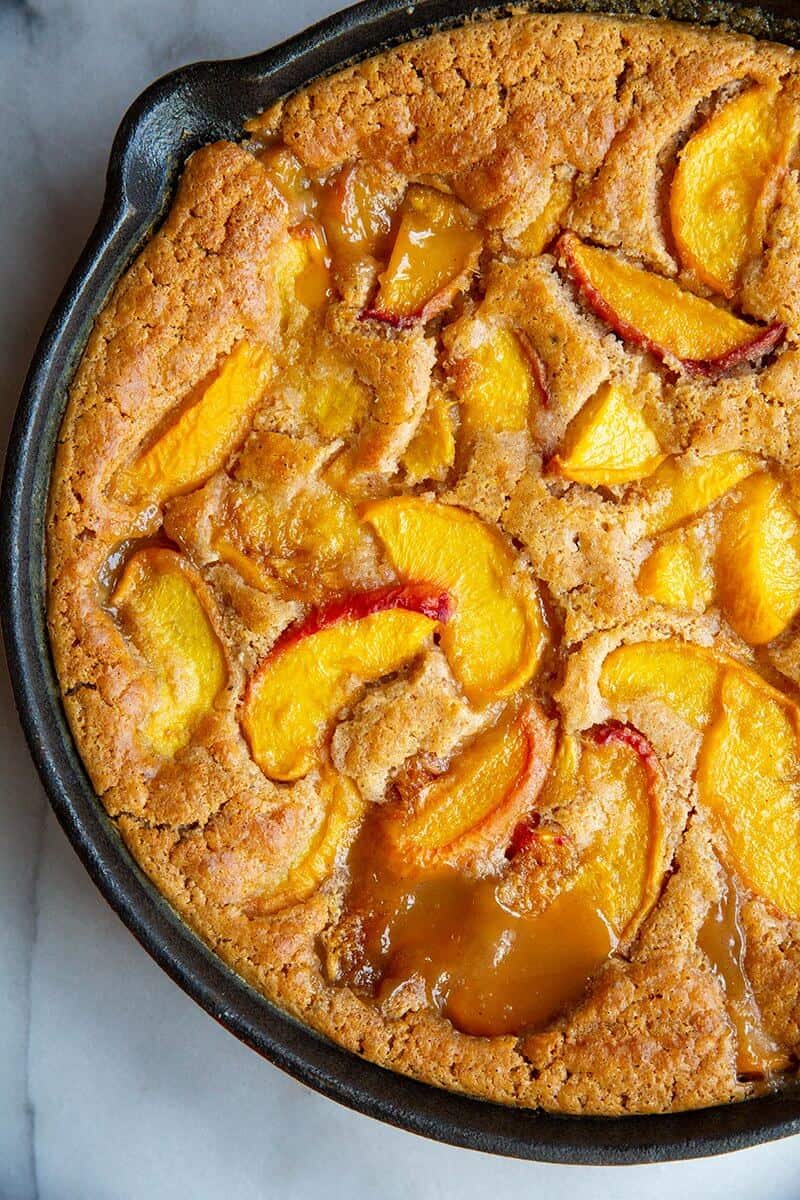 Original Bisquick™ Peach Cobbler with Brown Sugar and peach slices