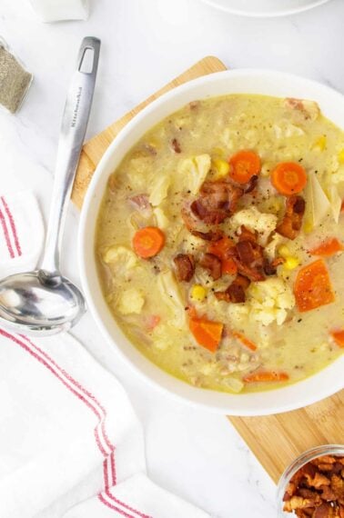 Cauliflower corn bacon chowder in a bowl