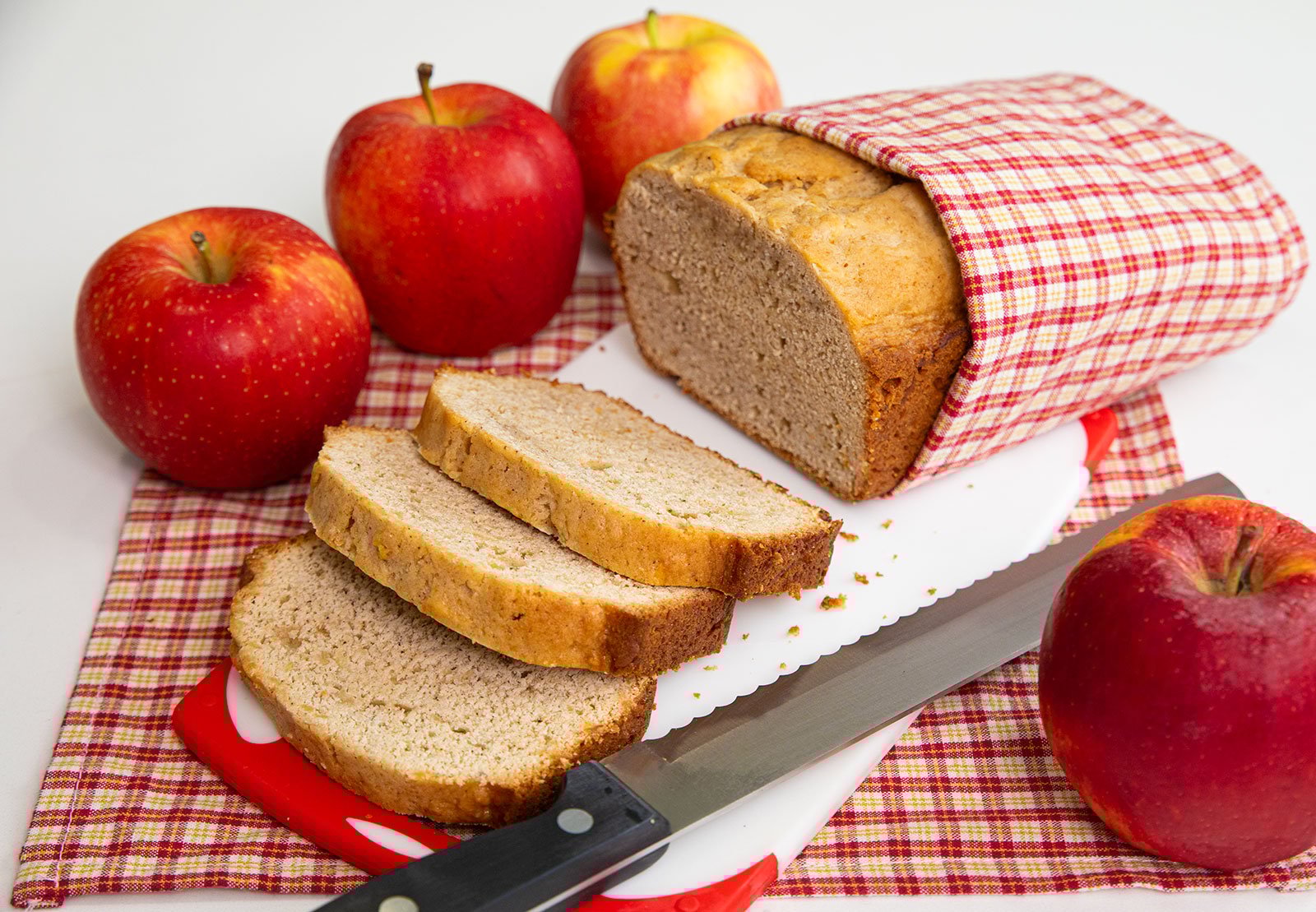 Cinnamon Spice Apple Bread