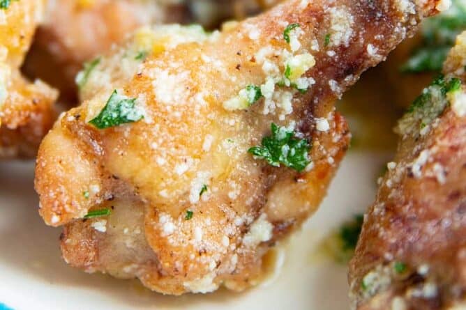 Oven Baked Garlic Parmesan Chicken Wings - The Kitchen Magpie