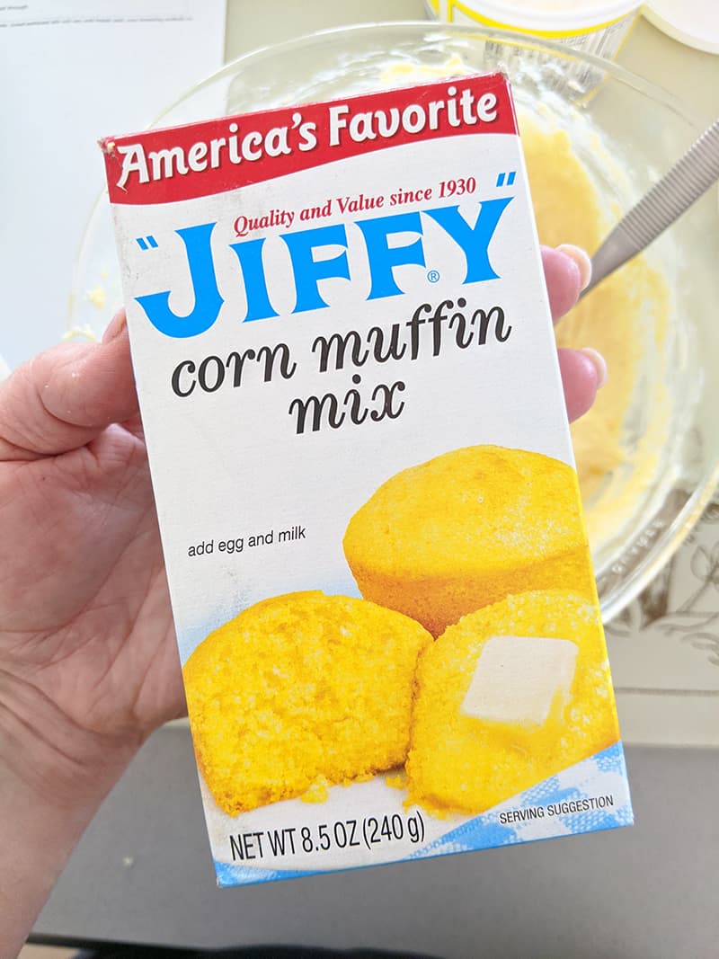 close up box of Jiffy corn muffin mix