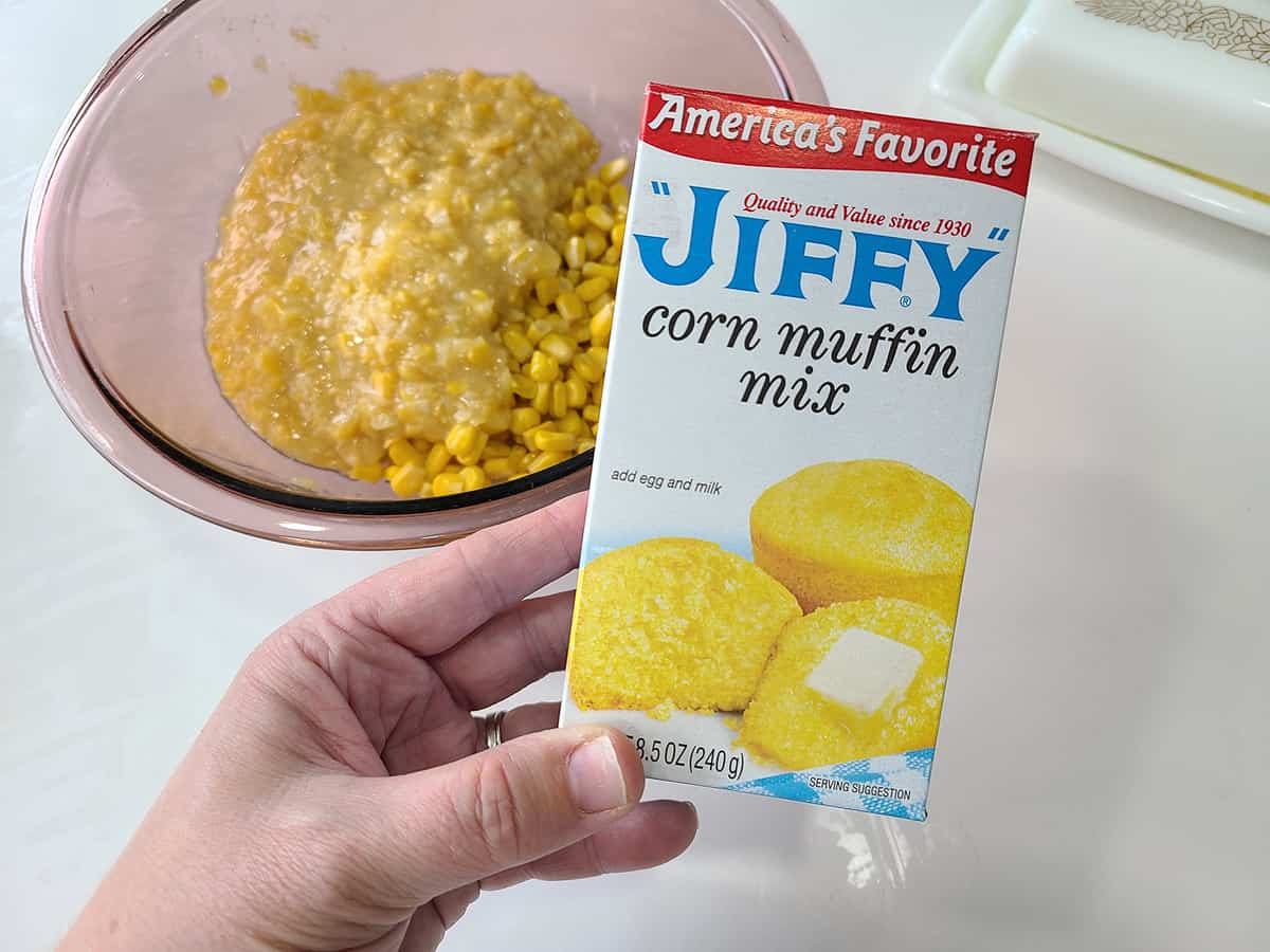 box of Jiffy mix 