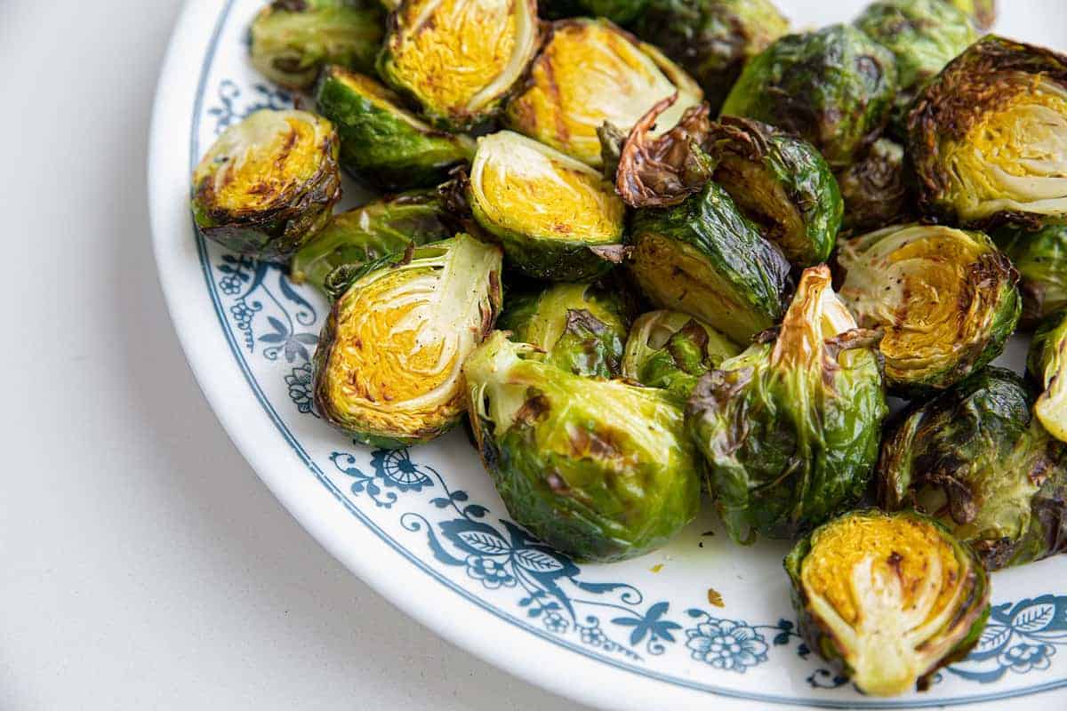 Crispy Air Fryer Brussels Sprouts - The Kitchen Magpie