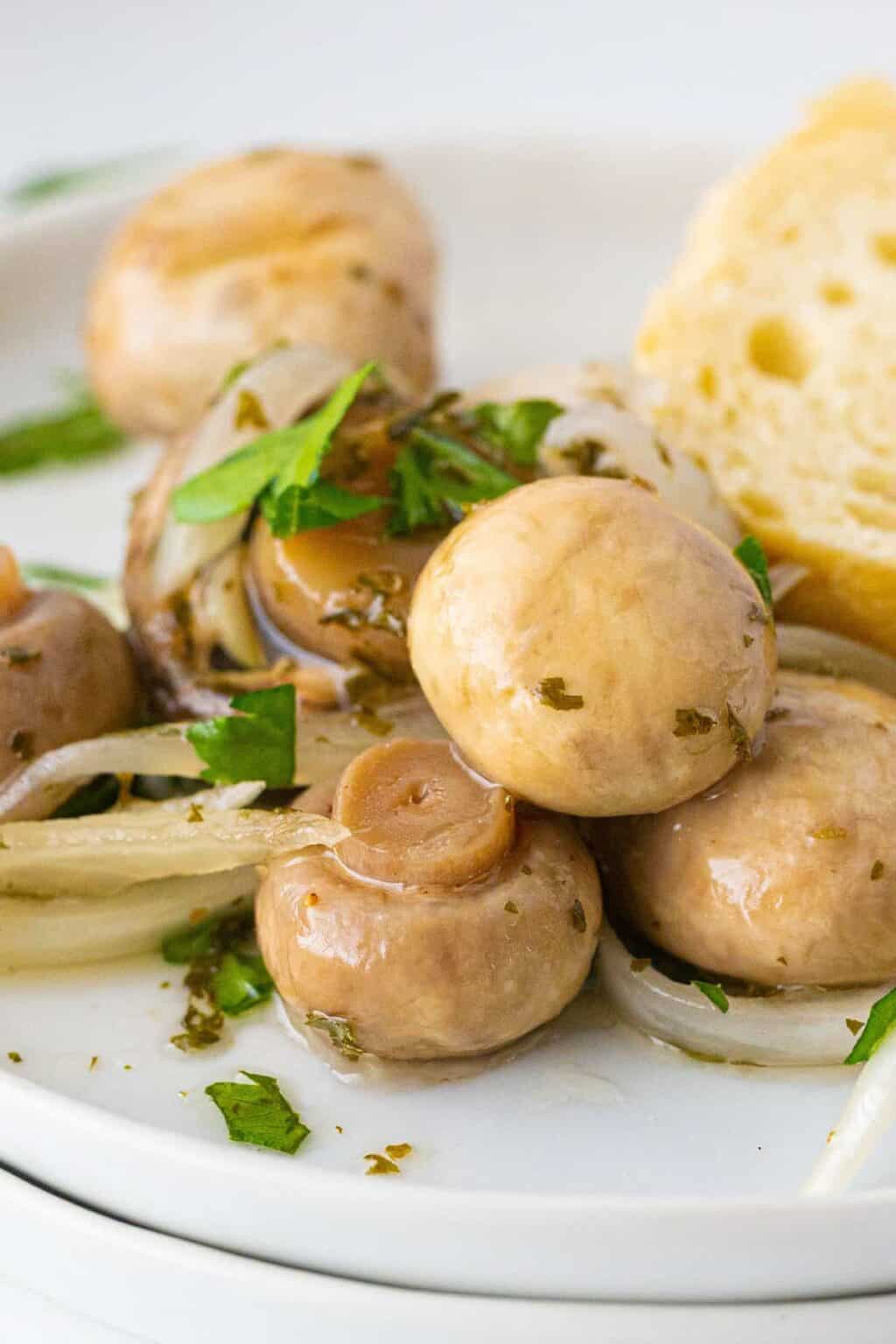 Marinated Mushrooms - The Kitchen Magpie