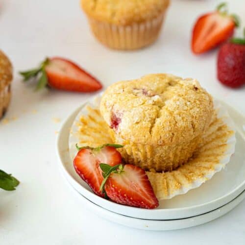 Strawberry Muffins - The Kitchen Magpie