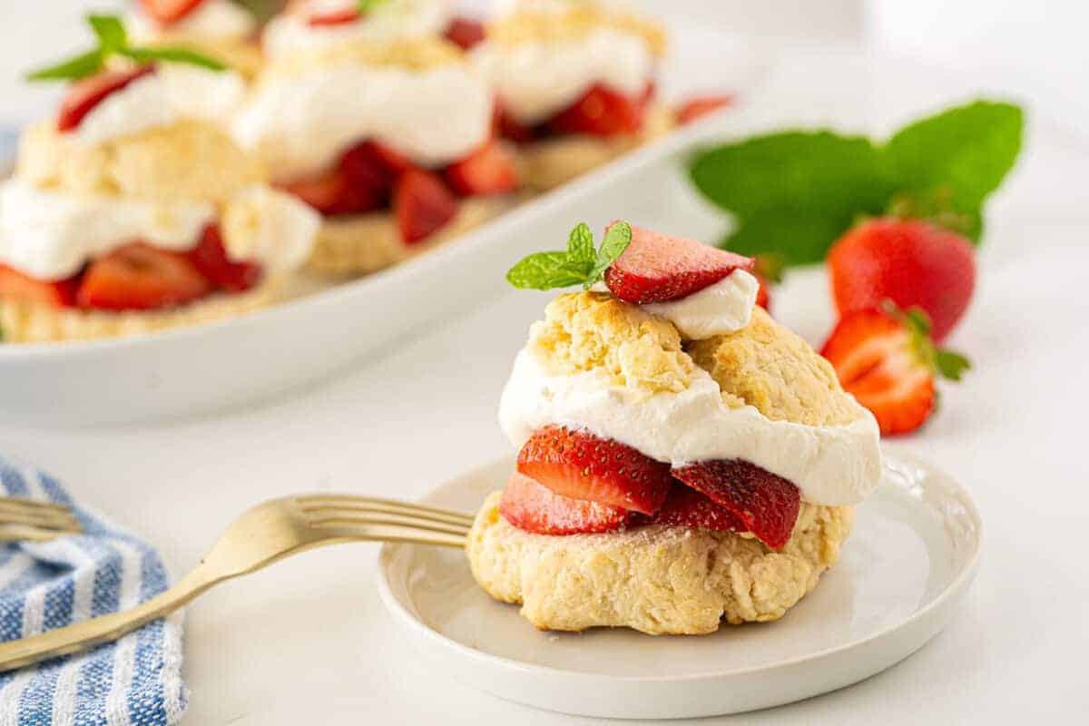 Bisquick™ Strawberry Shortcake