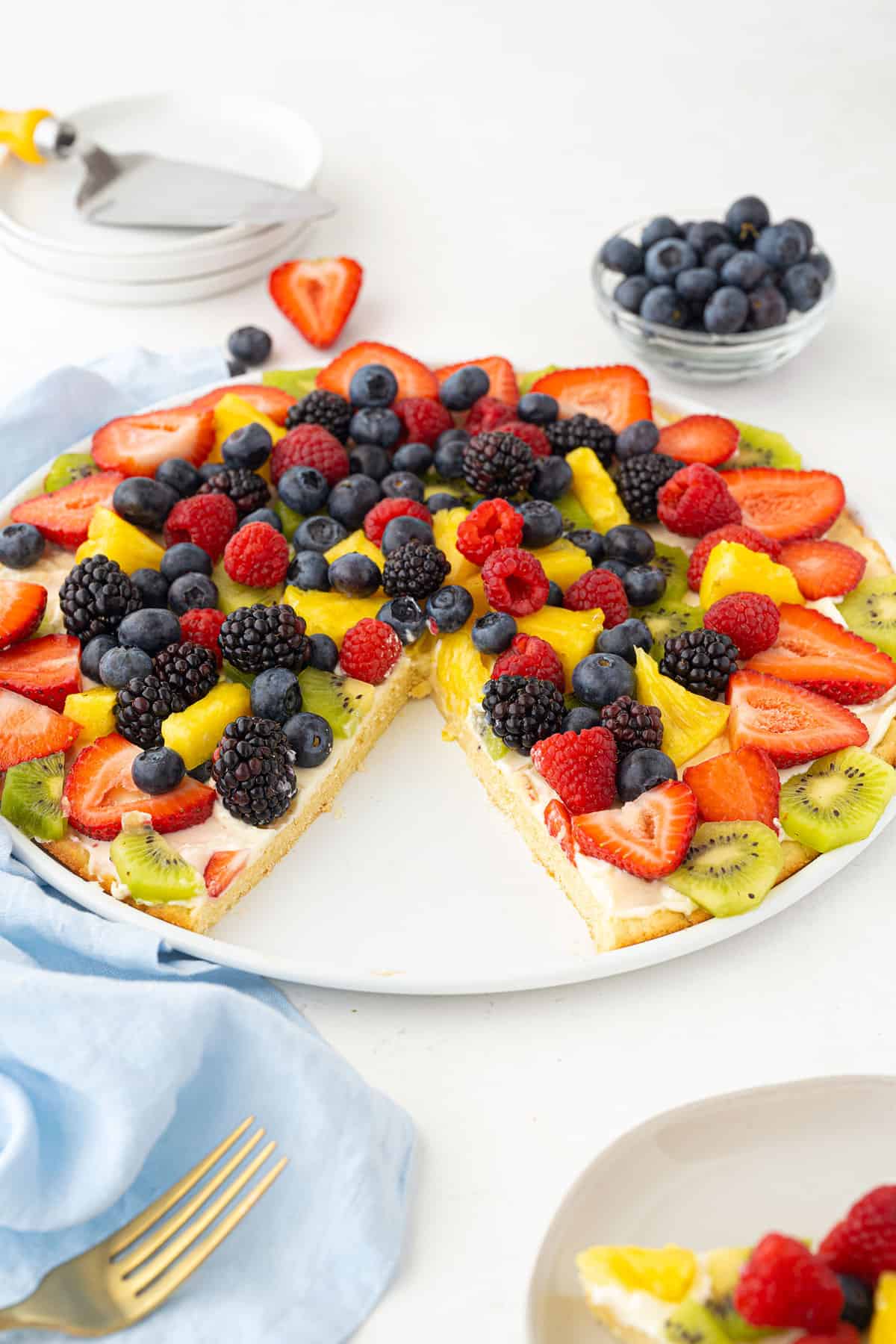 Fruit Pizza - The Kitchen Magpie