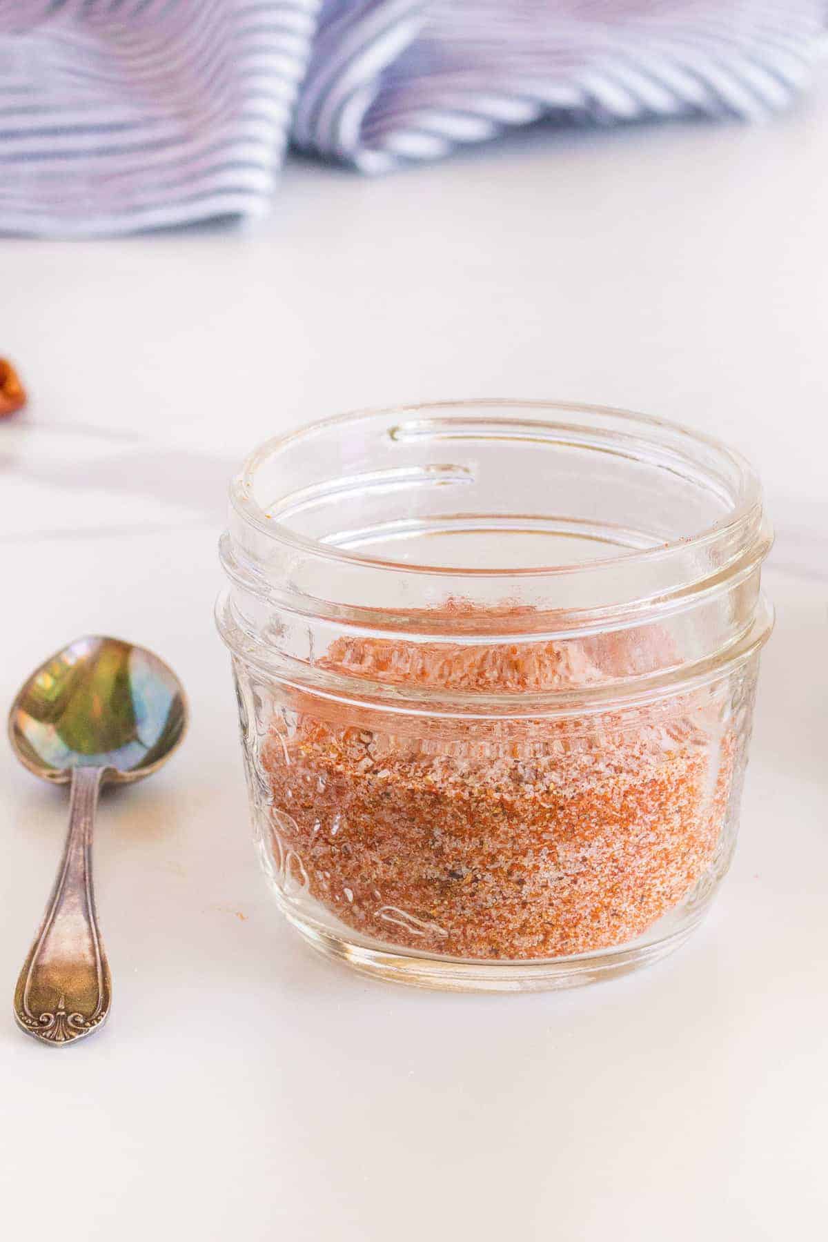 https://www.thekitchenmagpie.com/wp-content/uploads/images/2021/05/homemadeseasonedsalt1.jpg