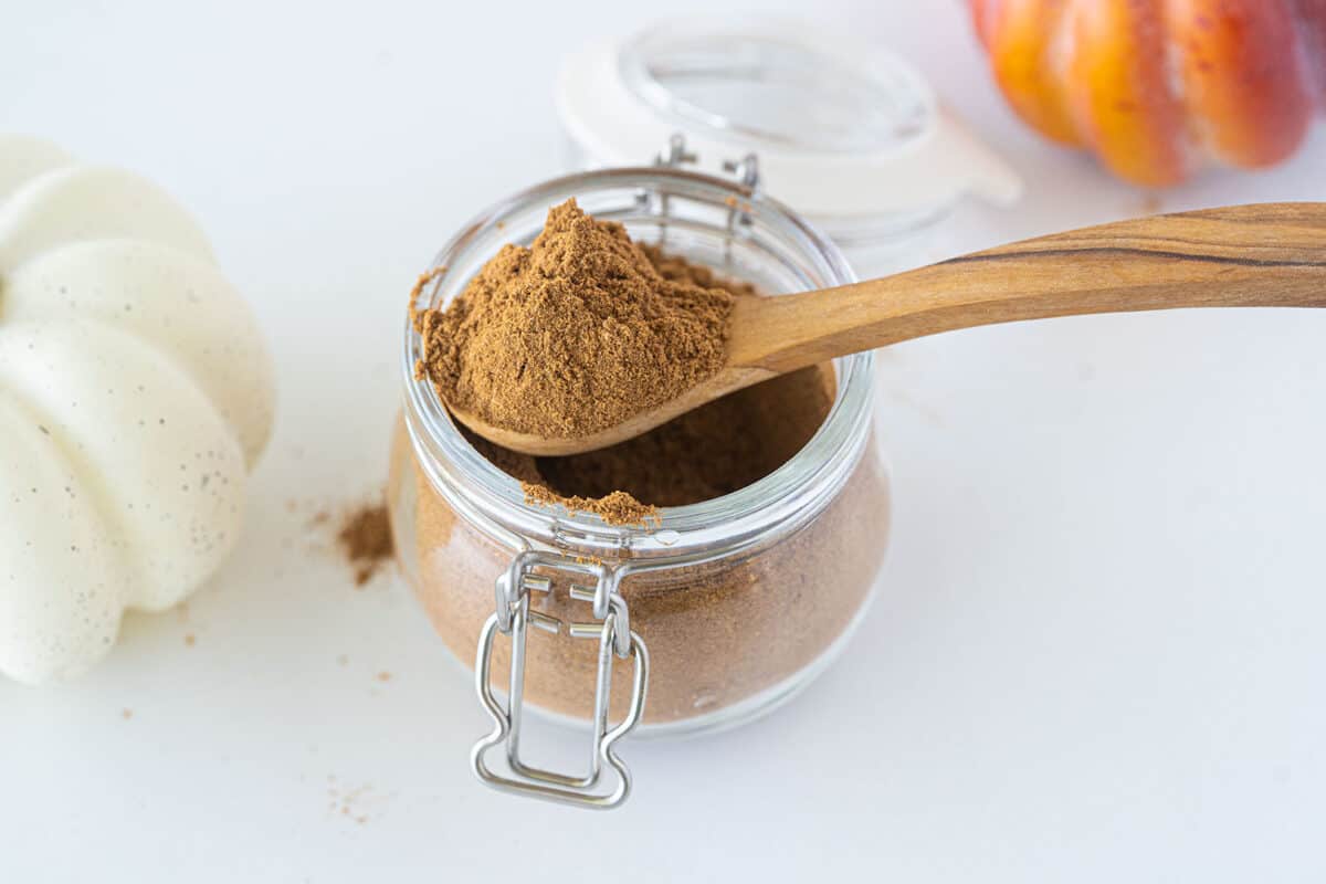 pumpkin pie spice in a jar