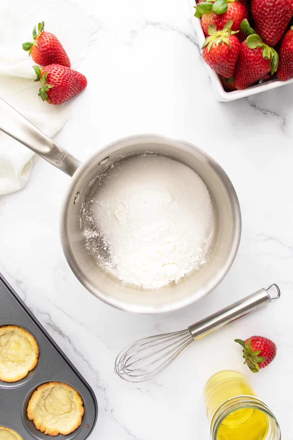 Strawberry Tart sauce in pot