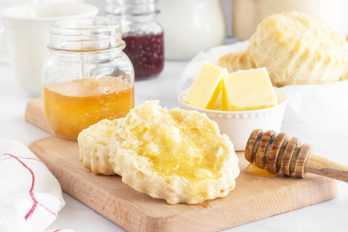 tea biscuits with melted butter