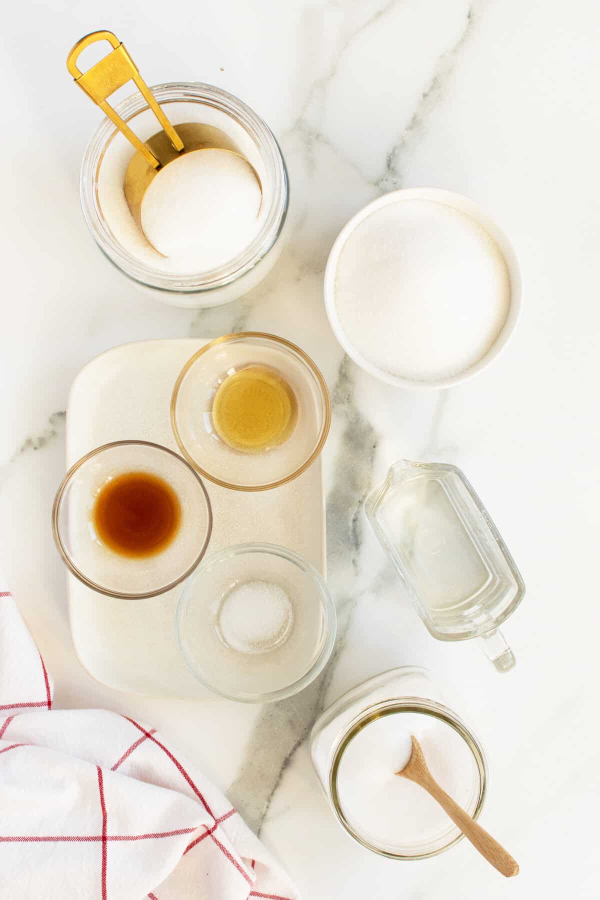 caramel syrup ingredients in small clear bowls