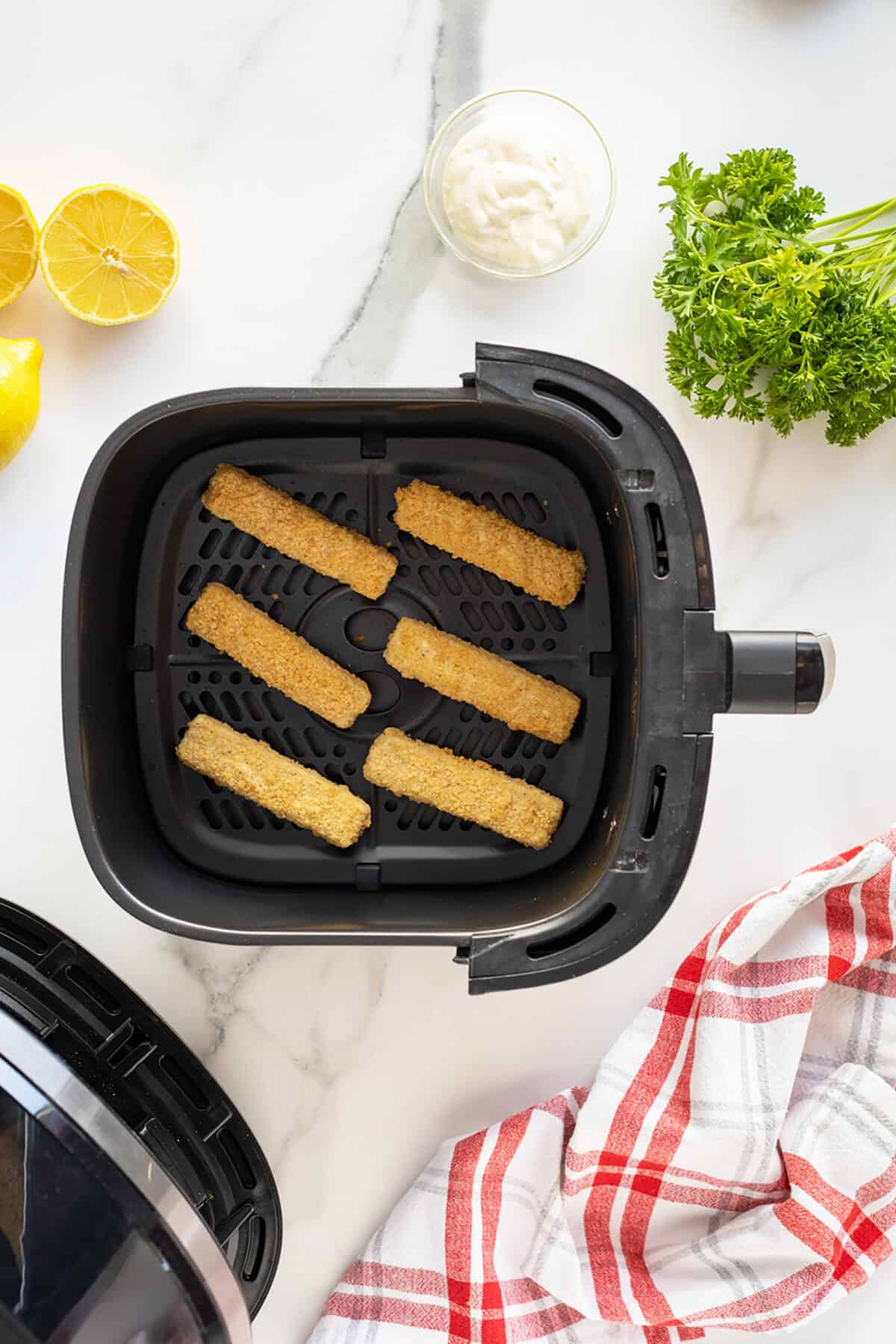 air fryer fish sticks in the air fryer basket