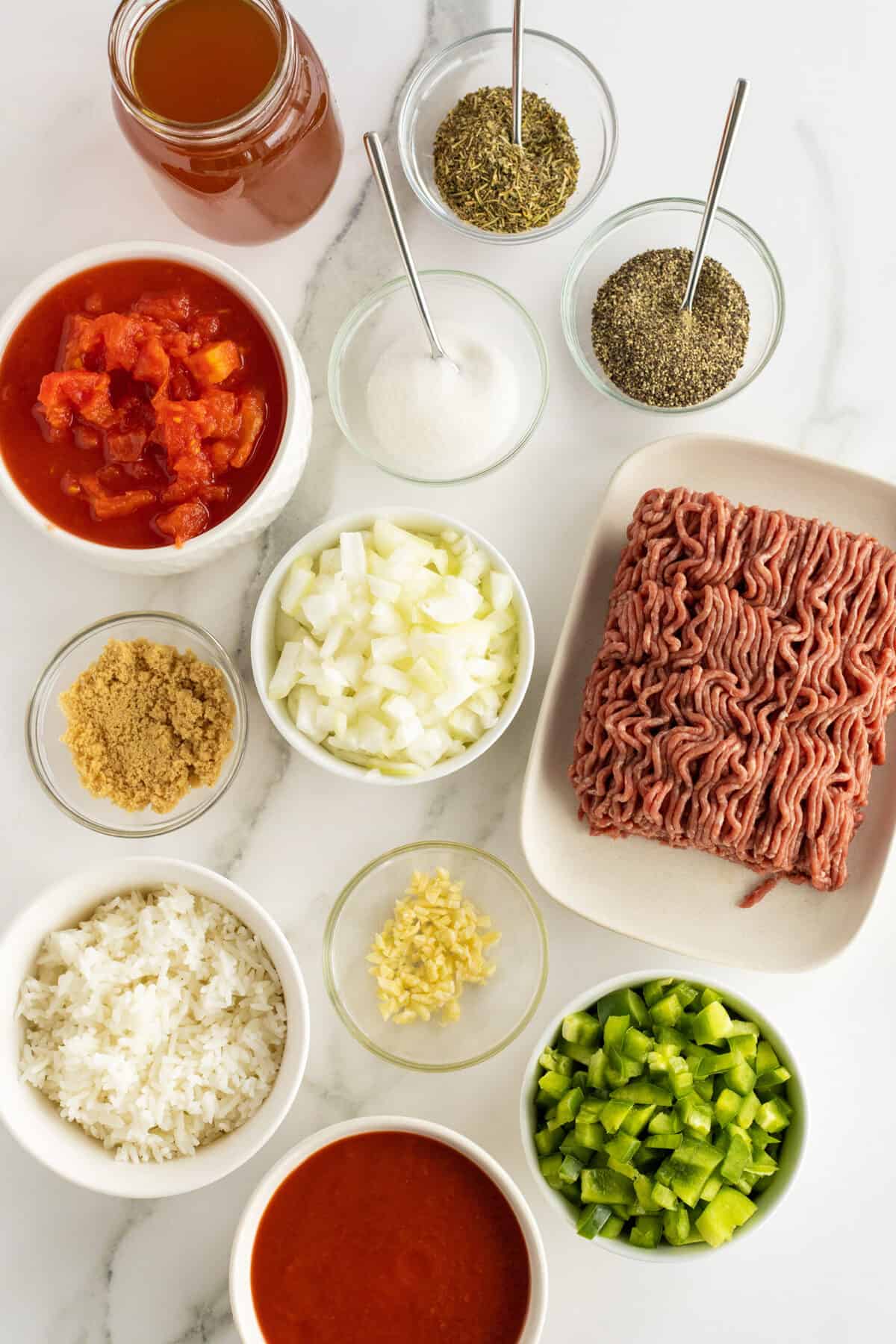 stuffed pepper soup ingredients in small bowls