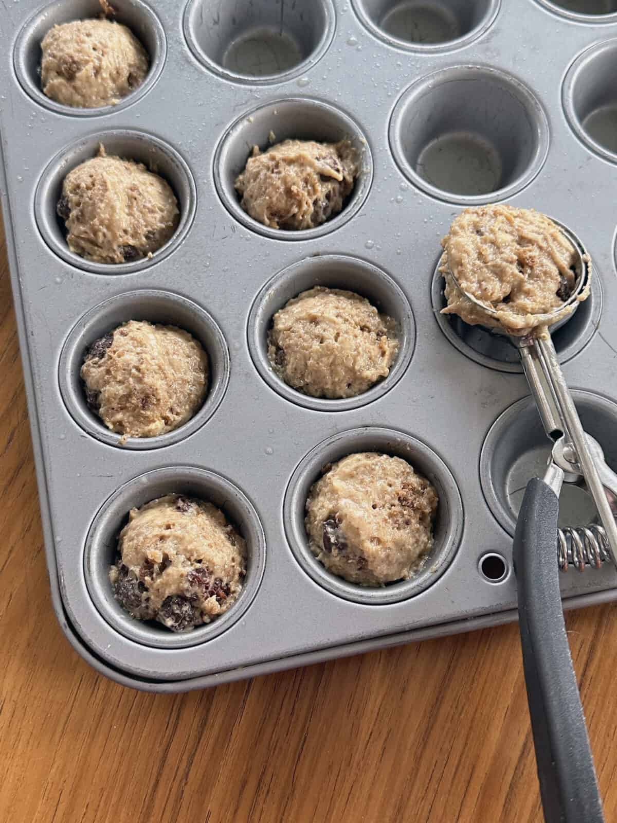 Mini Muffin Pan, 24 Forms