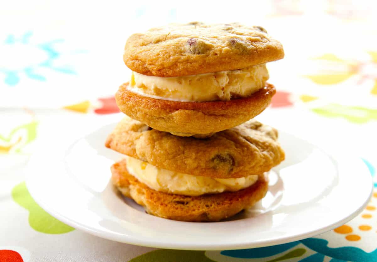close up of Ice Cream Sandwich Chocolate Chip Cookies in a white plate